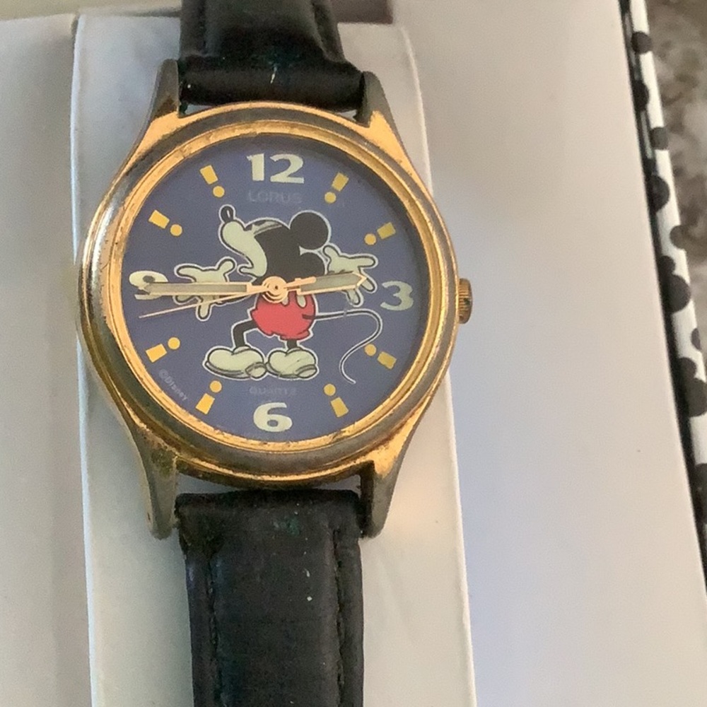 Disney Mickey Mouse Watch with Black Strap.